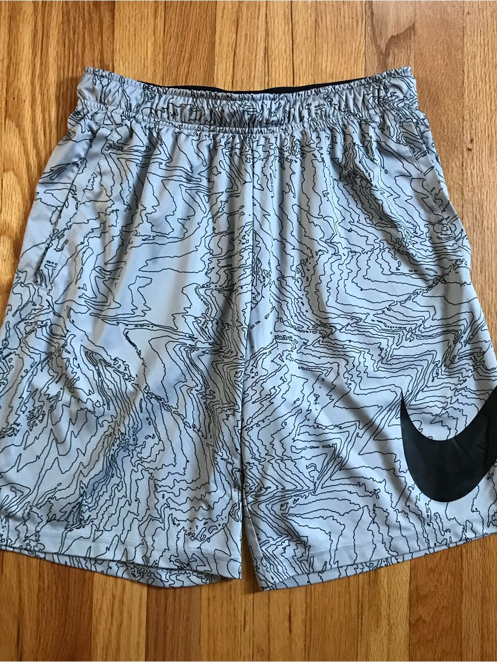 Nike Dri-Fit Fly Topo Men’s Light Gray Athletic Shorts Large
